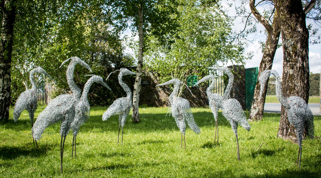 Wire workshop with Sculptor Imogen Stafford
